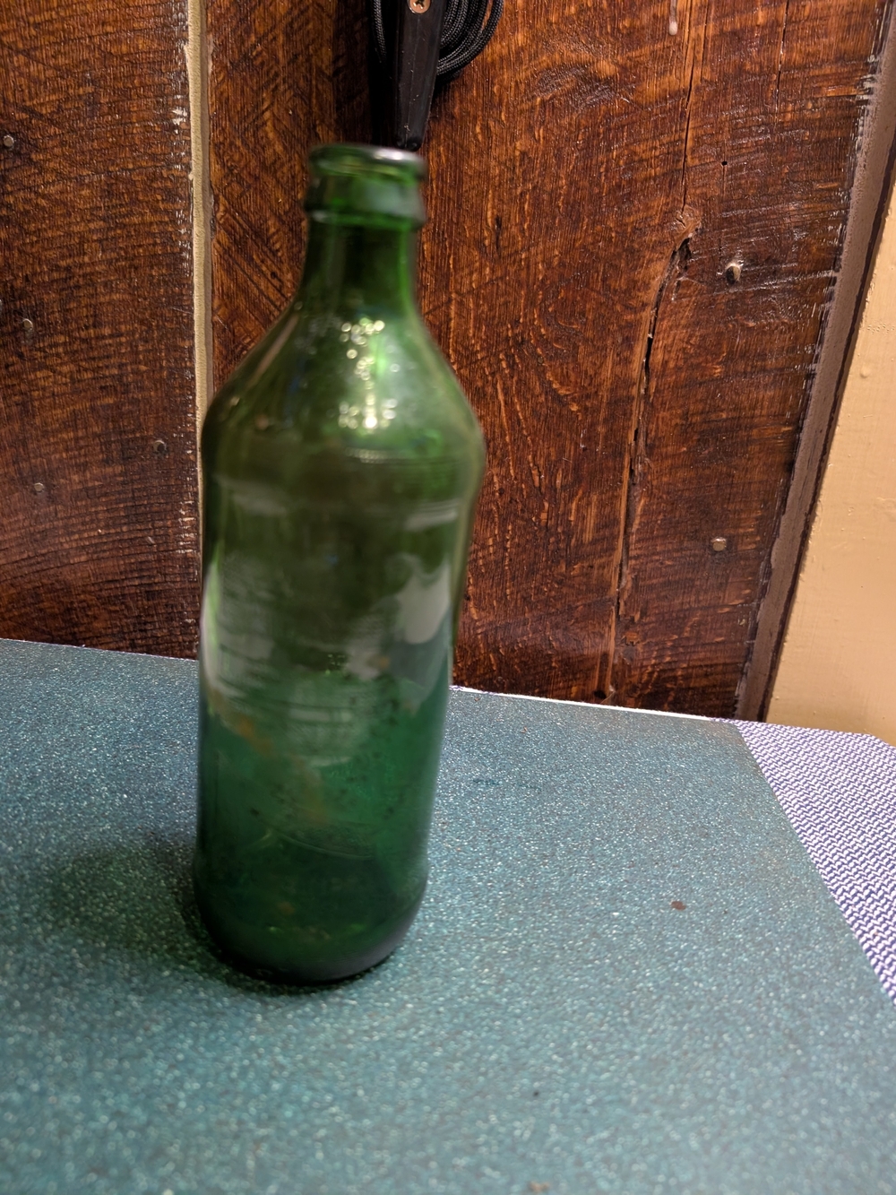 Multiple Antique Bottles In Varying Condition - Picture 5 of 6